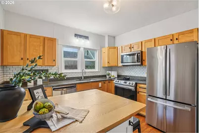 5617 SE Francis St, Portland, OR 97206 - Photo 13