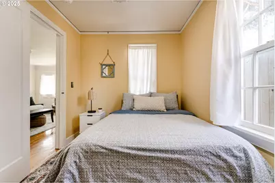 439 Almaden St, Eugene, OR 97402 - Photo 15