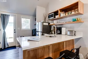 439 Almaden St, Eugene, OR 97402 - Photo 45