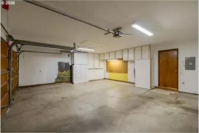 9480 SW Lakeside Dr, Portland, OR 97224 - Photo 41