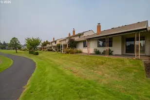 9480 SW Lakeside Dr, Portland, OR 97224 - Photo 45