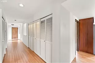 9480 SW Lakeside Dr, Portland, OR 97224 - Photo 33