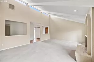 9480 SW Lakeside Dr, Portland, OR 97224 - Photo 9
