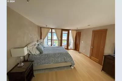 606 Cascade Ave, Hood River, OR 97031 - Photo 11