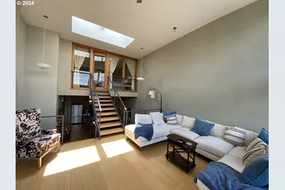 606 Cascade Ave, Hood River, OR 97031 - Photo 5
