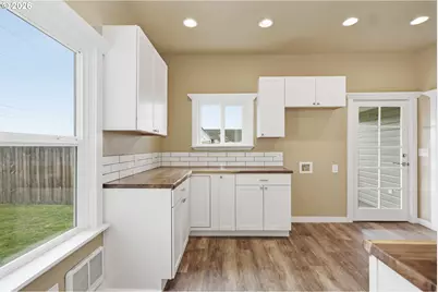 503 S Washington St, Condon, OR 97823 - Photo 5