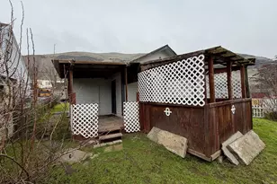 124 Main St, Wishram, WA 98673 - Photo 15