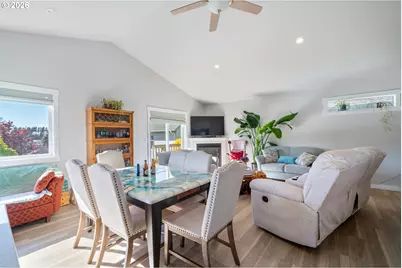 267 SE Tide Ave, Lincoln City, OR 97367 - Photo 19