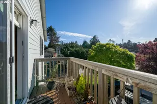 267 SE Tide Ave, Lincoln City, OR 97367 - Photo 27