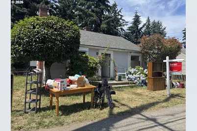 1725 NE 102nd Ave, Portland, OR 97220 - Photo 3