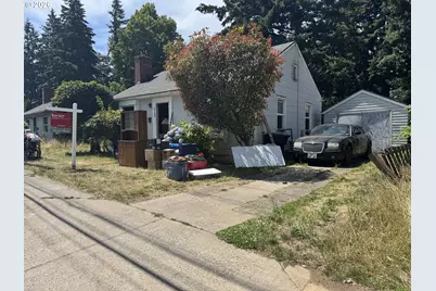1725 NE 102nd Ave, Portland, OR 97220 - Photo 1