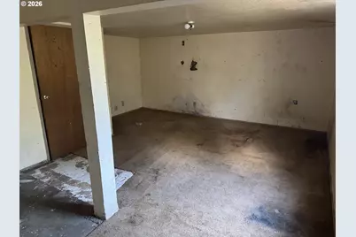 1725 NE 102nd Ave, Portland, OR 97220 - Photo 13
