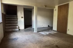 1725 NE 102nd Ave, Portland, OR 97220 - Photo 15