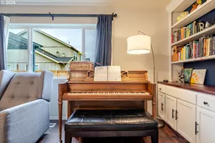 4129 Winners Circle SE, Albany, OR 97322 - Photo 9