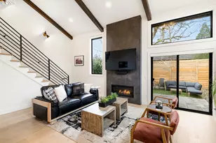 2520 SE 35th Pl, Portland, OR 97202 - Photo 3