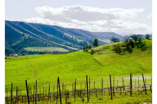 3455 Three Mile Rd, The Dalles, OR 97058 - Photo 5