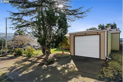 111 Cypress Ave, Garibaldi, OR 97118 - Photo 21