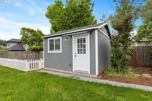 282 NE Lenox St, Hillsboro, OR 97124 - Photo 31