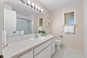 668 NE 21st Ave, Hillsboro, OR 97124 - Photo 27