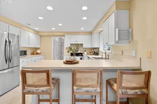 668 NE 21st Ave, Hillsboro, OR 97124 - Photo 11