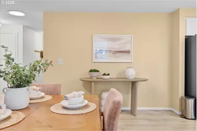 668 NE 21st Ave, Hillsboro, OR 97124 - Photo 9