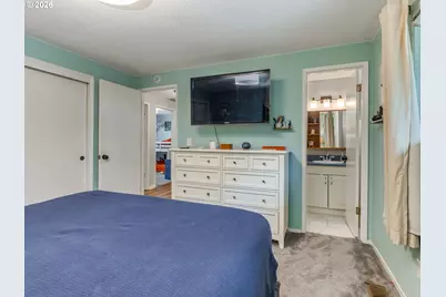 16444 Bonaire Ave, Lake Oswego, OR 97035 - Photo 17