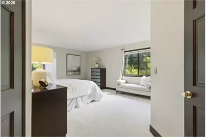 6320 SW Merlin Ct, Portland, OR 97219 - Photo 29