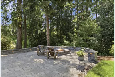 6320 SW Merlin Ct, Portland, OR 97219 - Photo 43
