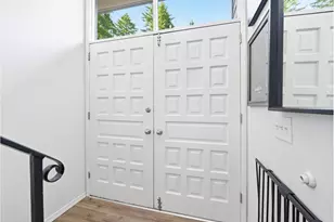 14405 SW 27th Ct, Beaverton, OR 97008 - Photo 3