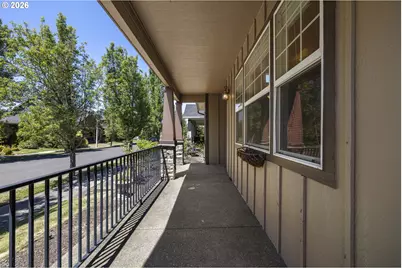 1703 Webb Lake Dr, Silverton, OR 97381 - Photo 5
