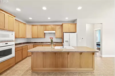 1703 Webb Lake Dr, Silverton, OR 97381 - Photo 15