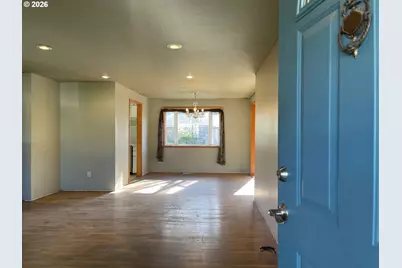 617 Hartke Loop, Oregon City, OR 97045 - Photo 3