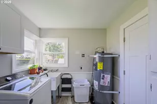 265 Baxter St, Eugene, OR 97402 - Photo 15