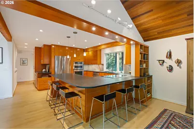 3107 SW Nottingham Dr, Portland, OR 97201 - Photo 15