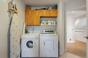 3107 SW Nottingham Dr, Portland, OR 97201 - Photo 27