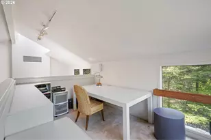 3107 SW Nottingham Dr, Portland, OR 97201 - Photo 31