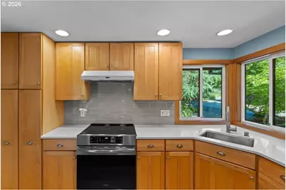 3868 SE Pine St, Hillsboro, OR 97123 - Photo 13