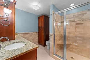 3868 SE Pine St, Hillsboro, OR 97123 - Photo 21