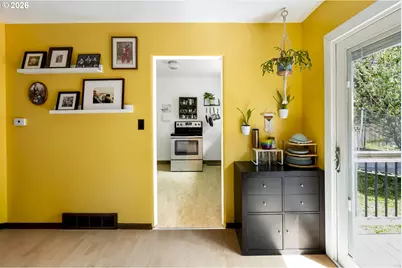 11602 SE Main St, Portland, OR 97216 - Photo 15