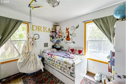 11602 SE Main St, Portland, OR 97216 - Photo 25