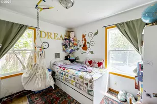 11602 SE Main St, Portland, OR 97216 - Photo 25