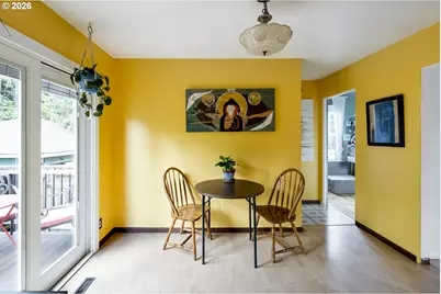 11602 SE Main St, Portland, OR 97216 - Photo 13