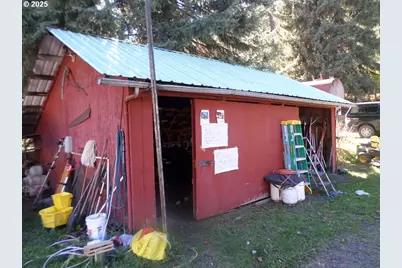 59075 Upper Imnaha Rver Rd, Imnaha, OR 97842 - Photo 11