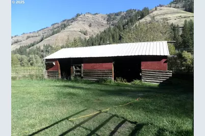 59075 Upper Imnaha Rver Rd, Imnaha, OR 97842 - Photo 5