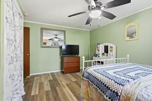 2316 SE 141st Ave, Portland, OR 97233 - Photo 13