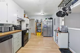 2316 SE 141st Ave, Portland, OR 97233 - Photo 11