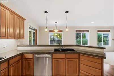 305 NW 152nd St, Vancouver, WA 98685 - Photo 15