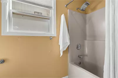 2495 Park Forest Dr, Eugene, OR 97405 - Photo 29