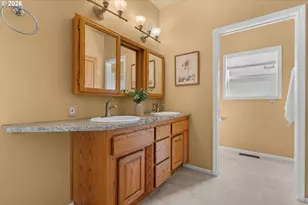 2495 Park Forest Dr, Eugene, OR 97405 - Photo 29