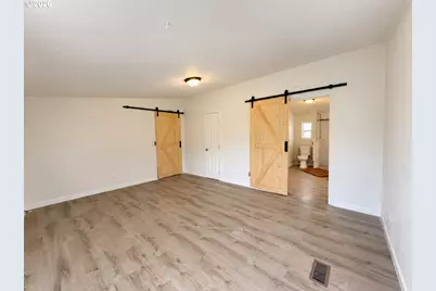 94255 4th St, Gold Beach, OR 97444 - Photo 9